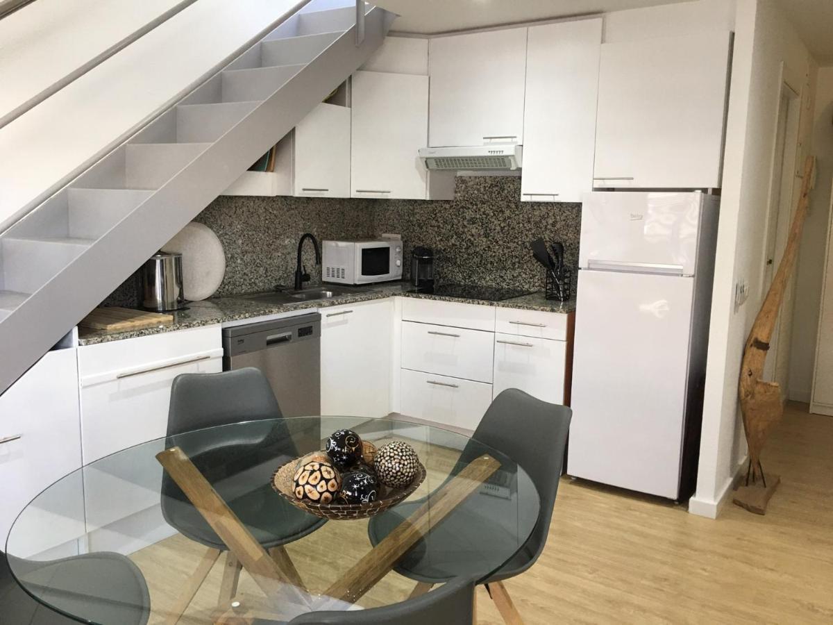 Superbe Appartement Avec Solarium Et Piscine Communautaire Росес Екстериор снимка