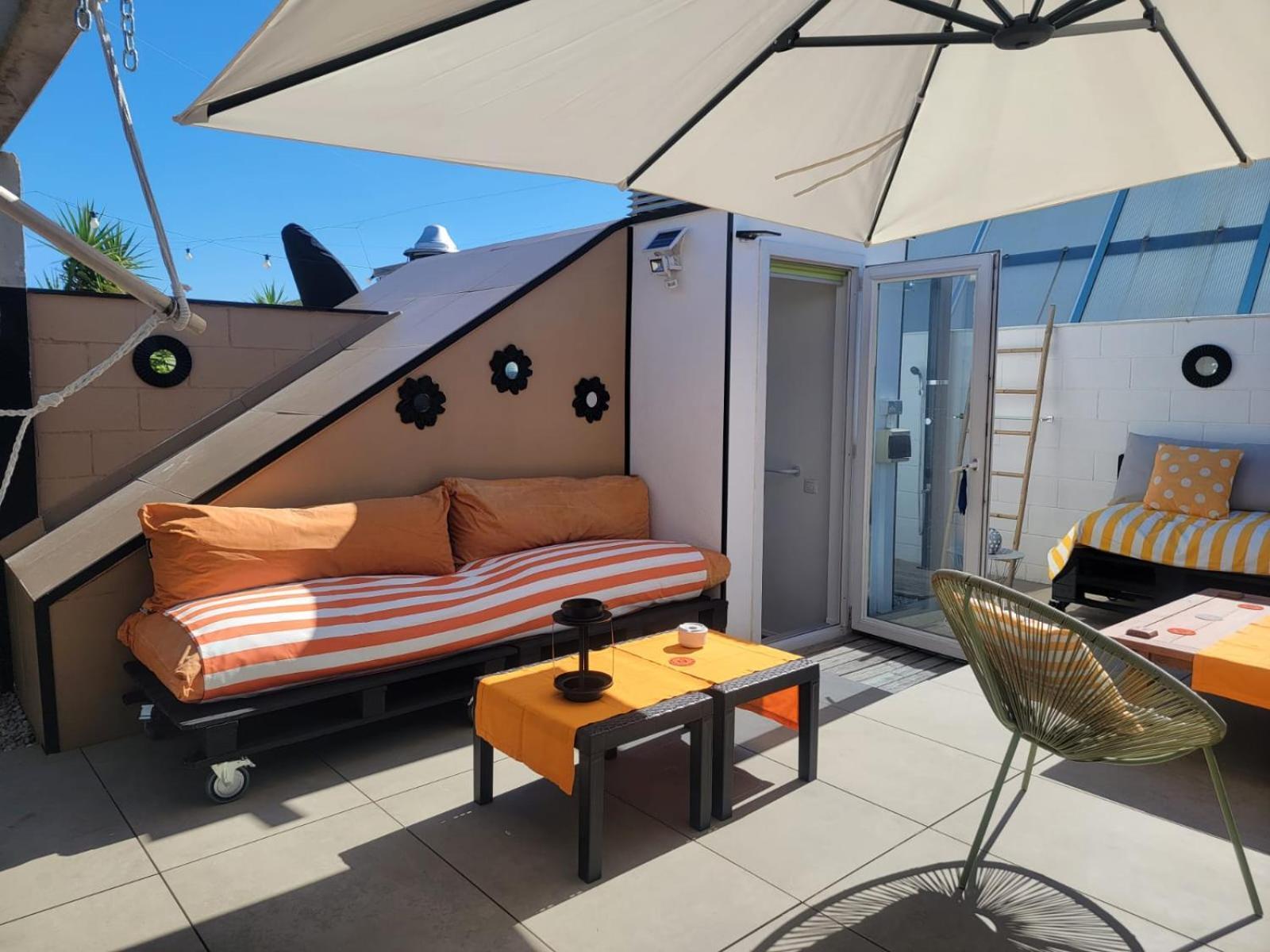 Superbe Appartement Avec Solarium Et Piscine Communautaire Росес Екстериор снимка